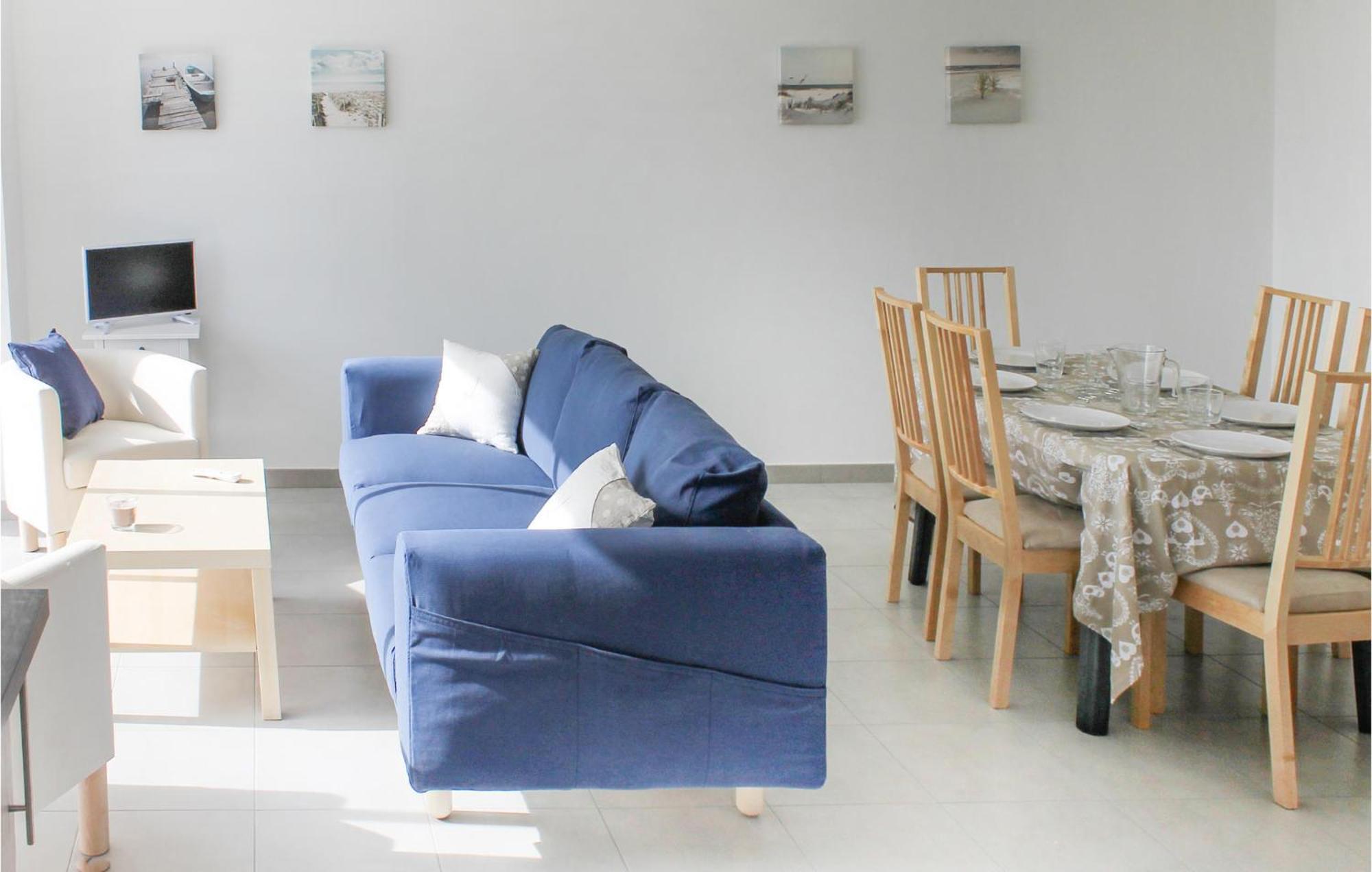Beautiful Home In Erdeven With Kitchenette Esterno foto